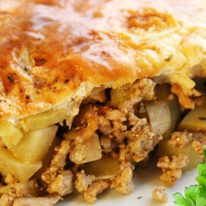 Musaca de Cartofi cu Carne Tocată