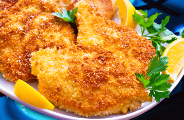 Șnițel de Porc cu Pesmet (Șnițel de Porc Vienez în 10 Pași) 1 Șnițel de Porc cu Pesmet (Șnițel de Porc Vienez în 10 Pași)<span class="rmp-archive-results-widget "><i class=" rmp-icon rmp-icon--ratings rmp-icon--star rmp-icon--full-highlight"></i><i class=" rmp-icon rmp-icon--ratings rmp-icon--star rmp-icon--full-highlight"></i><i class=" rmp-icon rmp-icon--ratings rmp-icon--star rmp-icon--full-highlight"></i><i class=" rmp-icon rmp-icon--ratings rmp-icon--star rmp-icon--full-highlight"></i><i class=" rmp-icon rmp-icon--ratings rmp-icon--star "></i> <span>4.2 (34)</span></span>