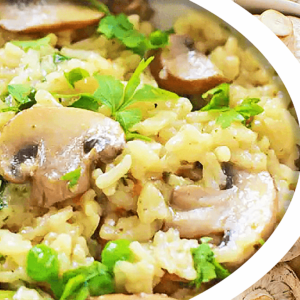 Pilaf de Orez cu Legume (Orez cu Mazăre și Ciuperci)